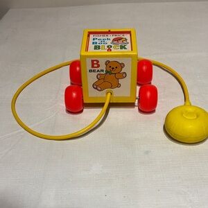 Vintage 1970 Fisher Price Peek-a-Boo Block Pull Toy #760